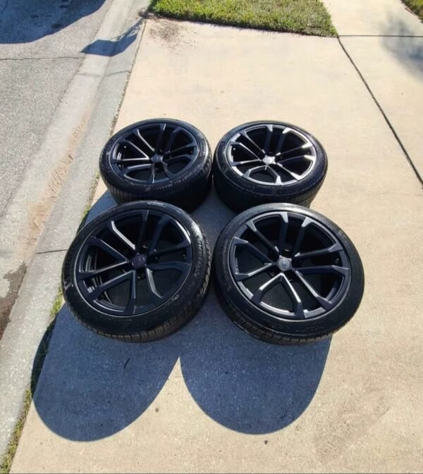 Wheels and tires - Image 2