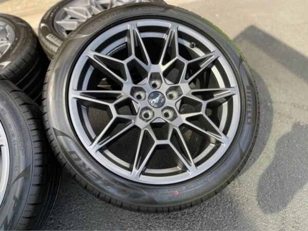 Ford Mustang GT wheels and tires - Image 2